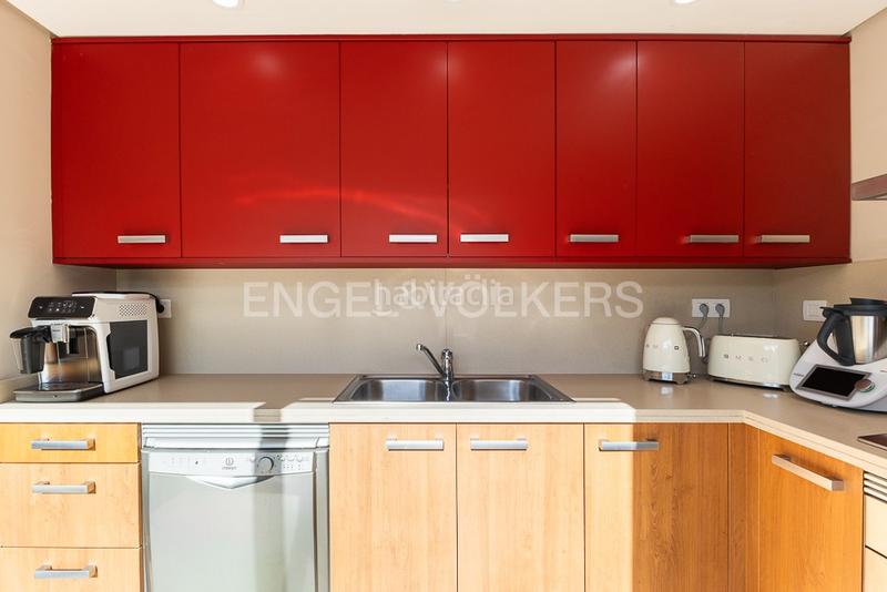 Foto 6dd71ec2-04c7-48e1-967e-5756d766415e. House with heating parking pool in El Bosque Chiva