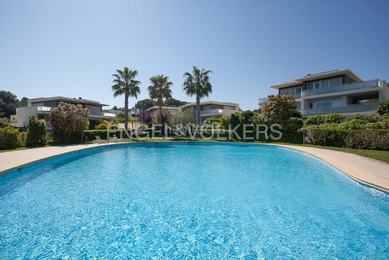 Foto 83e2f1fe-8853-4e02-93f8-9a2f0fde7231. House with heating parking pool in El Bosque Chiva