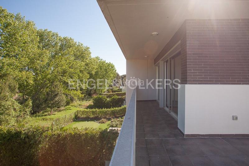 Foto c3e7824c-f10e-4034-9147-6e5ece37c933. House with heating parking pool in El Bosque Chiva