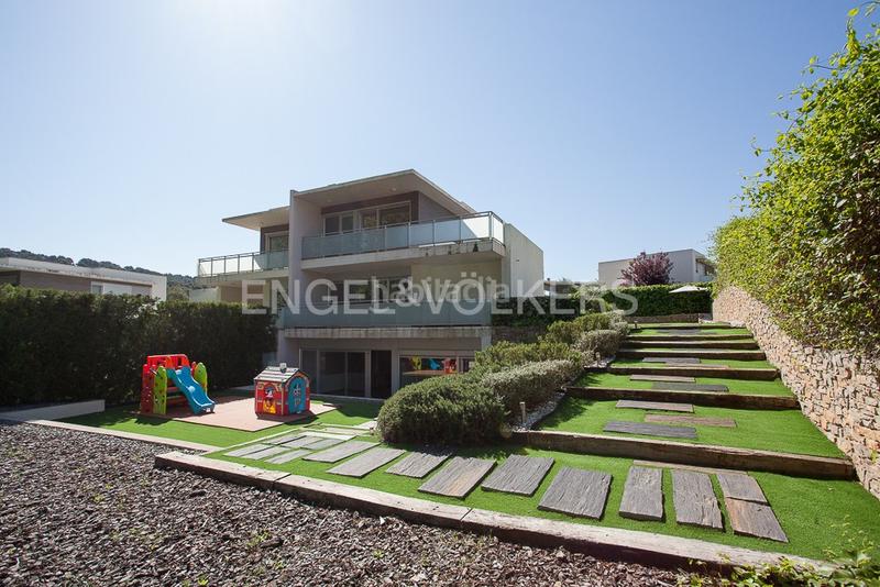 Foto f573fb8b-4965-44b6-9719-f057e3c108cc. House with heating parking pool in El Bosque Chiva