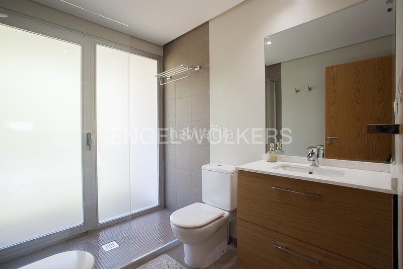 Foto fddf11d6-4380-41f8-8a17-fcf9eb1b17e7. House with heating parking pool in El Bosque Chiva