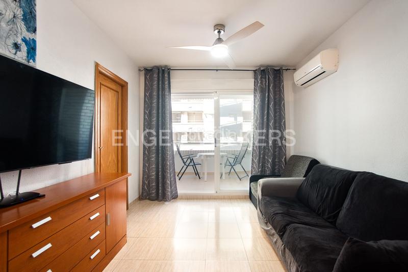Foto c0b86843-1da8-45ab-a182-7dcd5b8d9eeb. Apartamento tu nuevo hogar en marina trébol iii te espera! en Oropesa del Mar