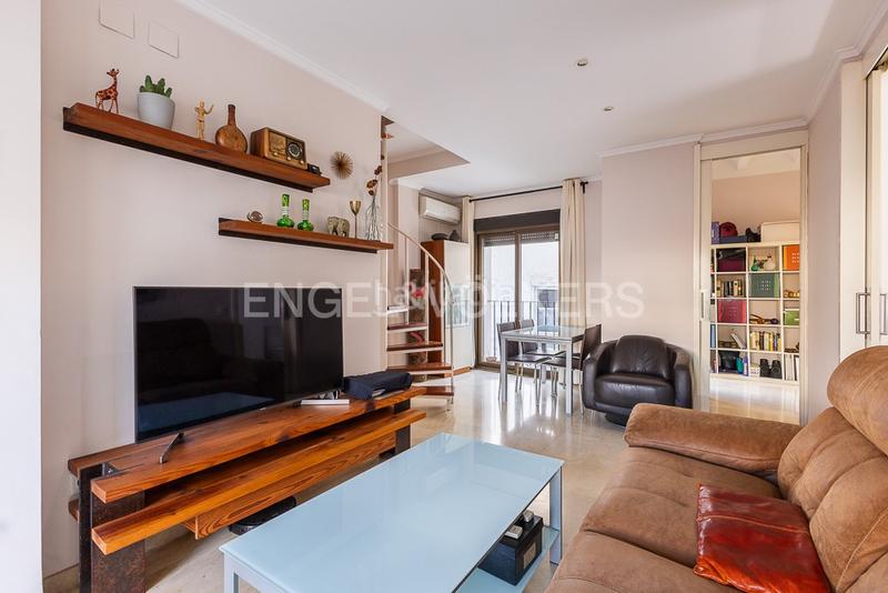 Foto 15c0b217-d9f7-416f-9afa-af93c974eaba. Ático  dúplex con dos terrazas en El Mercat Valencia