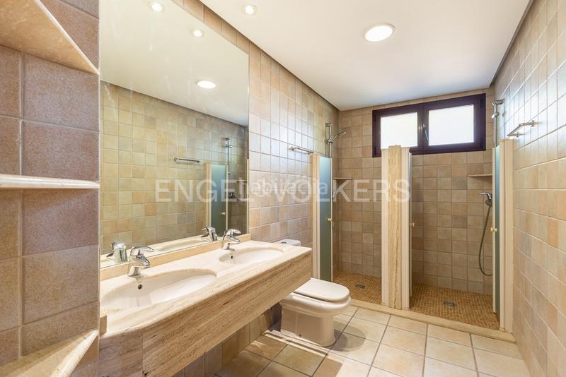 Foto 79344471-8bf9-48de-bd56-397c0b61d40b. Casa amb calefacció aparcament piscina a La Conarda Pobla de Vallbona (la)