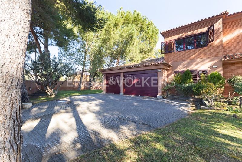 Foto 7b7a1ca4-9372-49c0-9d28-29470459c382. Casa amb calefacció aparcament piscina a La Conarda Pobla de Vallbona (la)