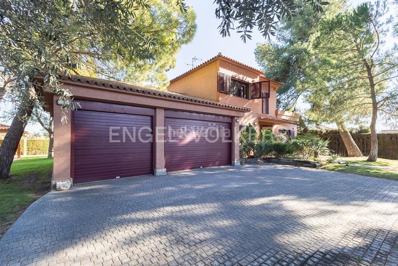 Foto 861ec363-3573-4940-8341-9fb628032b72. Casa amb calefacció aparcament piscina a La Conarda Pobla de Vallbona (la)