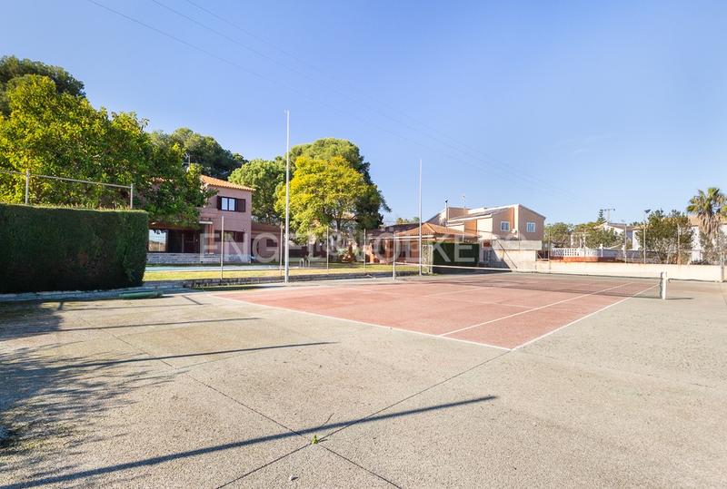 Foto 91850bf6-e9d0-4346-a8d6-347d3ee594b1. Casa amb calefacció aparcament piscina a La Conarda Pobla de Vallbona (la)