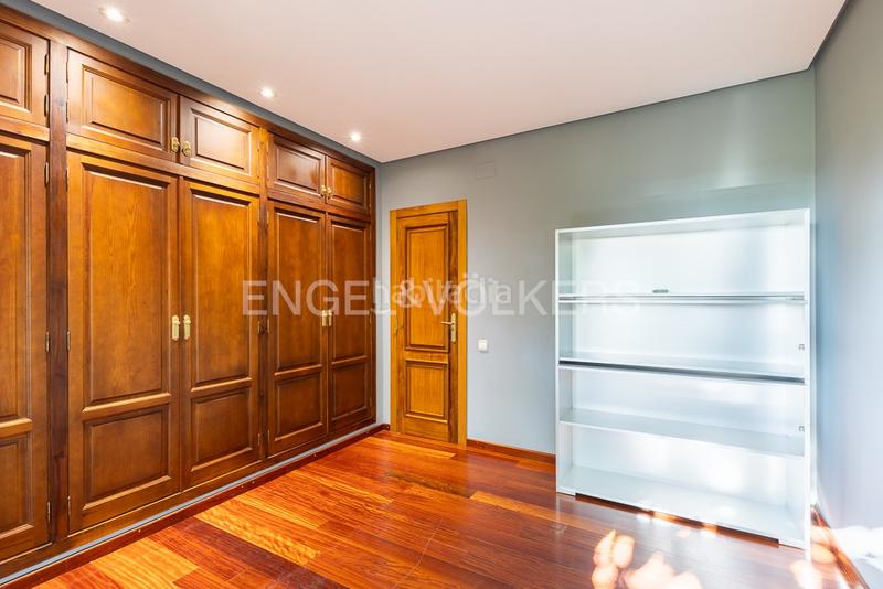 Foto bc335fd5-c53a-41d5-80cb-ec22e527964c. Casa amb calefacció aparcament piscina a La Conarda Pobla de Vallbona (la)