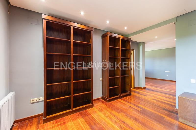 Foto debdfbed-4bc9-4ad9-9096-142cb2e002dd. Casa amb calefacció aparcament piscina a La Conarda Pobla de Vallbona (la)