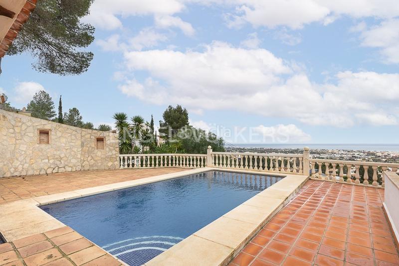 Foto b636f666-3c86-4c2d-b32e-34c89d14bfc6. Casa chalet con increibles vistas en denia en La Pedrera-Vessanes Dénia