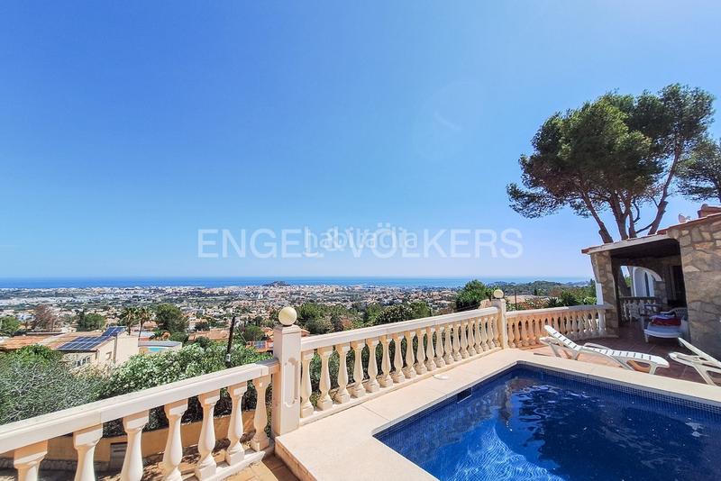 Foto ddf7d3d0-eff0-4c1a-a66f-d9c19d367021. Casa chalet con increibles vistas en denia en La Pedrera-Vessanes Dénia