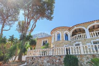 Casa  Learco. Chalet con increibles vistas en denia