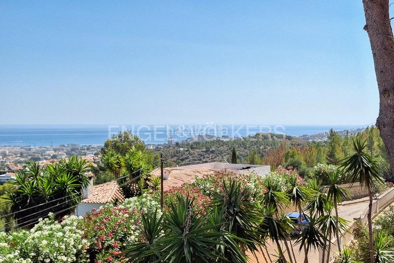 Foto ea1d8a3e-dc84-4ca5-a3d2-38be885f669b. Casa chalet con increibles vistas en denia en La Pedrera-Vessanes Dénia