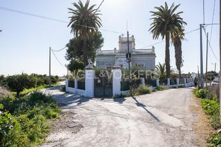 Casa  Carretera plà del pou. Villa señorial en paterna