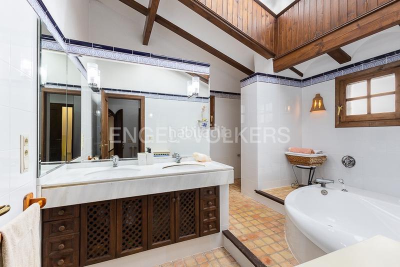 Foto 306d6c7c-6684-4d84-bc88-ba7df0c5a0d5. Haus mit heizung parking pool in Los Pinares-La Masia Bétera