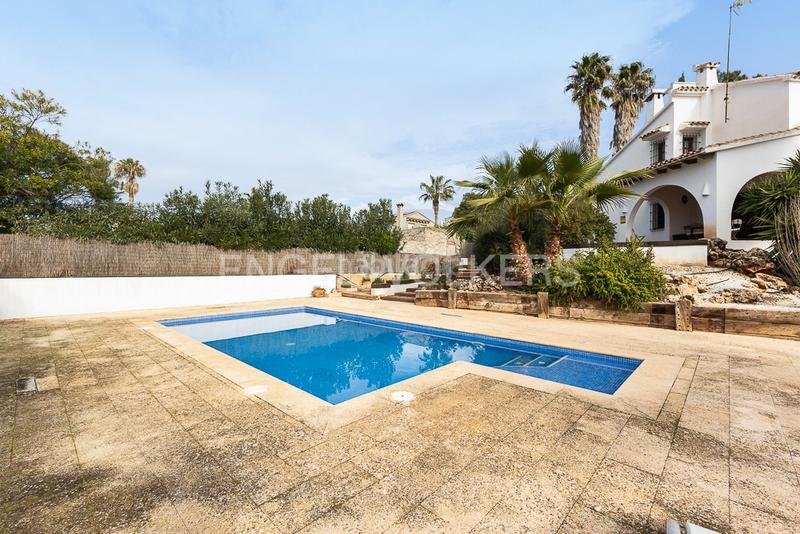 Foto 9201e34a-b135-4bb2-b51c-3ed3217634d4. Haus mit heizung parking pool in Los Pinares-La Masia Bétera