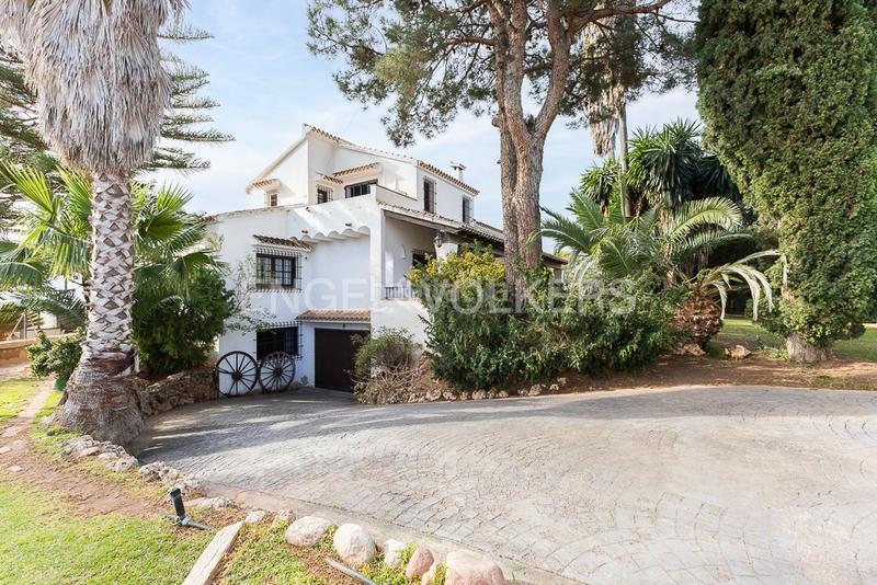 Foto a864e418-1cf1-4576-a57d-a94179c6af95. Haus mit heizung parking pool in Los Pinares-La Masia Bétera