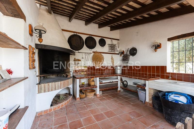Foto b38506e4-6f90-4485-94c7-efde9aea21c5. Haus mit heizung parking pool in Los Pinares-La Masia Bétera