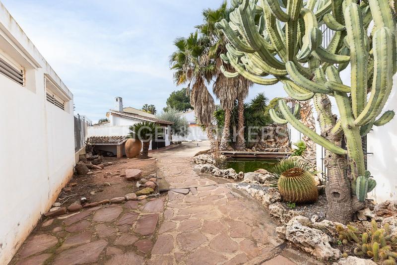 Foto d60f386a-76b9-44a8-bd58-50cc69a281f1. Haus mit heizung parking pool in Los Pinares-La Masia Bétera