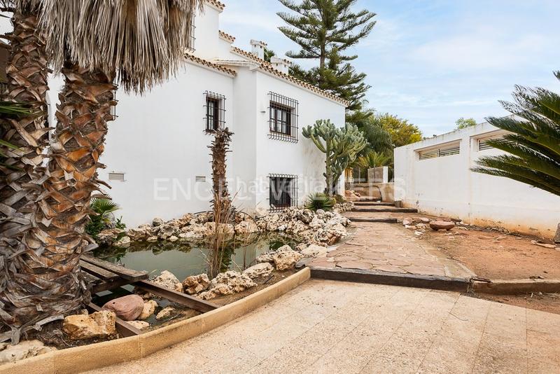 Foto d7117fc2-1177-4f4c-a6c8-aa910ff01cd3. Haus mit heizung parking pool in Los Pinares-La Masia Bétera