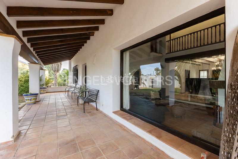 Foto e6708420-e26c-4954-bc98-b54ae579a8ae. Haus mit heizung parking pool in Los Pinares-La Masia Bétera
