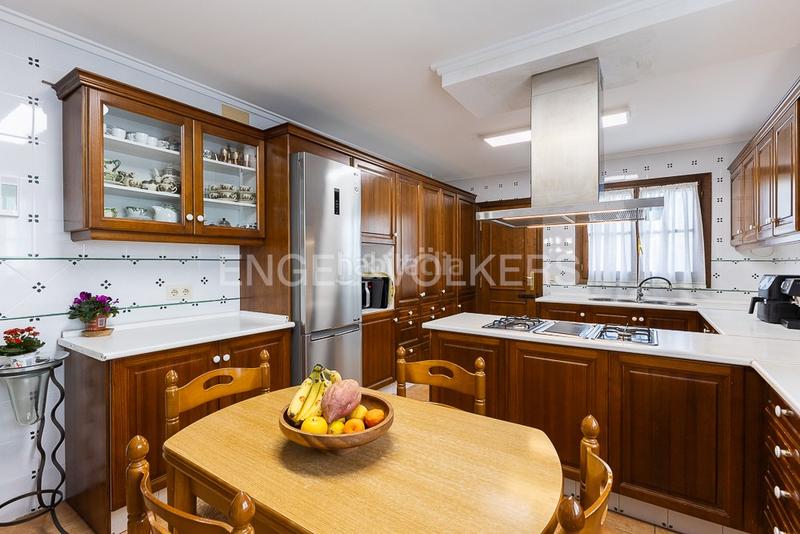Foto f235d7d4-df5f-4432-a764-eb249f95d06f. Haus mit heizung parking pool in Los Pinares-La Masia Bétera