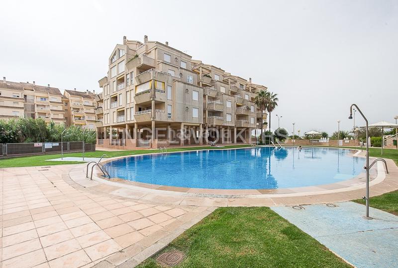 Foto 9abcd256-2c02-40ee-a20f-4c0a2de4d9a0. Appartement mit heizung parking pool in El Perellonet Valencia