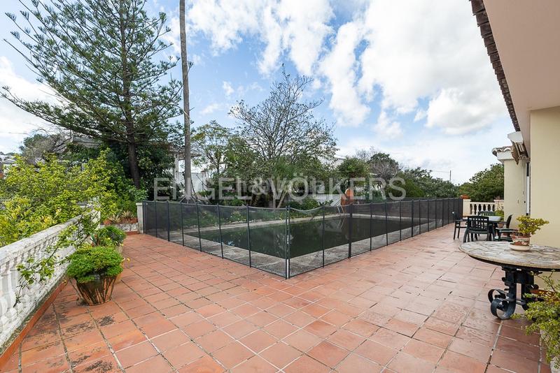 Foto 7cd4f7bc-a14a-44bb-b72b-60480dff0ed7. Casa unifamiliar en una planta con garaje, jardín y piscina en el respirall en Alzira