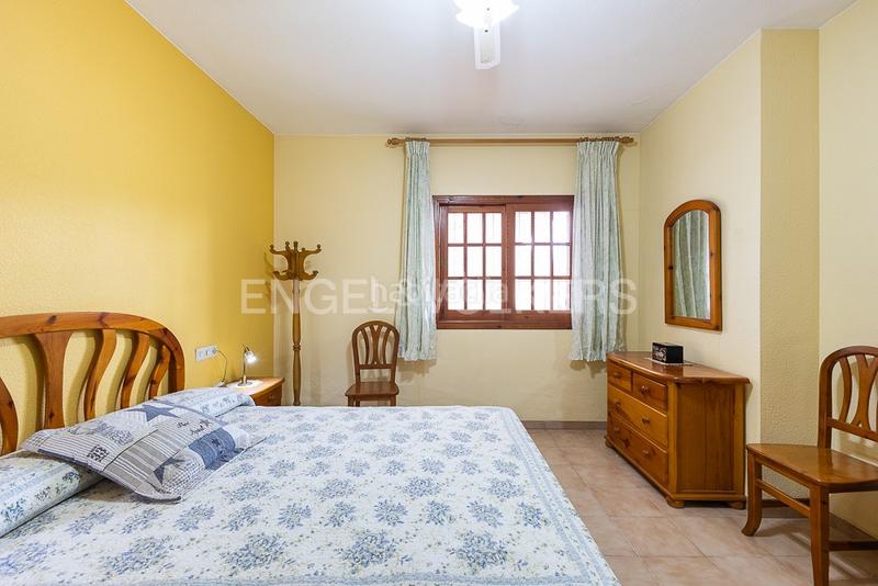 Foto b3804b34-5809-4e21-9238-dd395fd60f6e. Casa unifamiliar en una planta con garaje, jardín y piscina en el respirall en Alzira