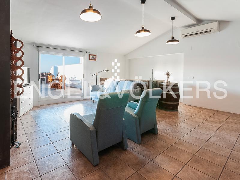 Foto 3f3e891d-595b-4dfe-b846-c22fd60b20f8. Attique avec chauffage parking dans Beniarjó