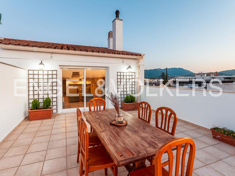 Foto b80288aa-75b0-4123-a8fd-e57f06880203. Attique avec chauffage parking dans Beniarjó