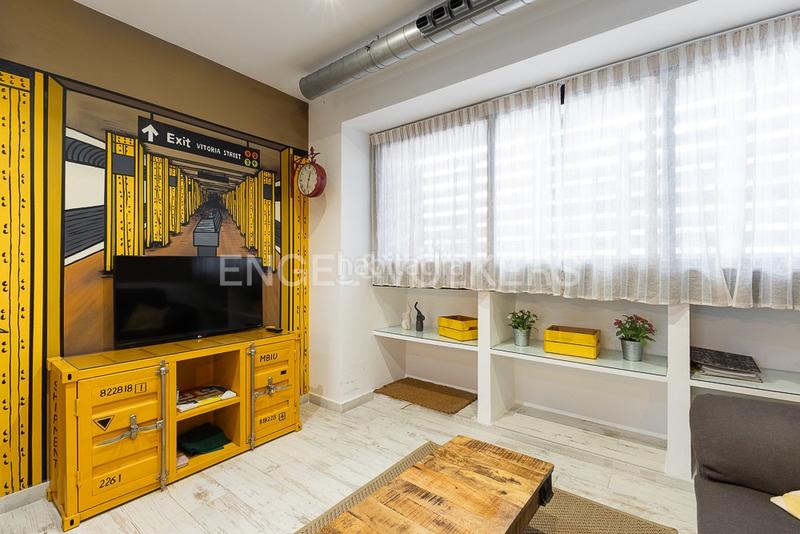 Foto 10eb1a43-558a-4a0b-94ee-cc36823fcbe6. Alquiler apartamento piso urbano y elegante en el centro en Valencia