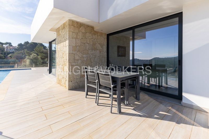 Foto 5402d7d2-2b04-4ab8-8e9a-ff0e0621e94b. Casa amb calefacció piscina a Pedreguer
