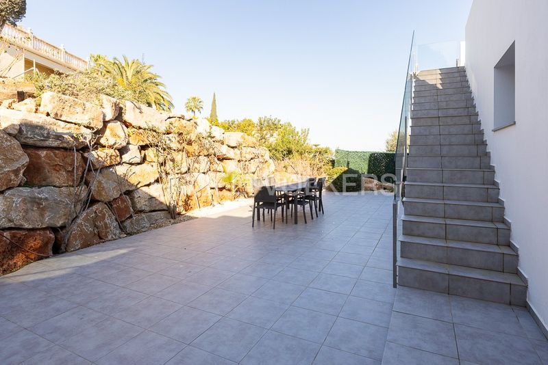 Foto c0bf9d02-ff50-4d43-ac2f-3ee3705e5c5c. Casa amb calefacció piscina a Pedreguer