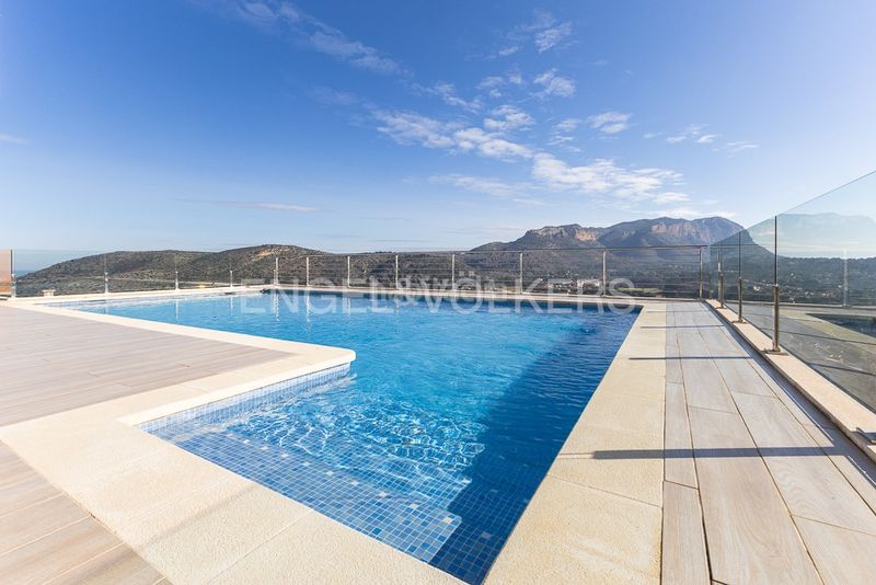 Foto e6e6753e-d9b4-400a-a970-ae95e5a944ad. Casa amb calefacció piscina a Pedreguer