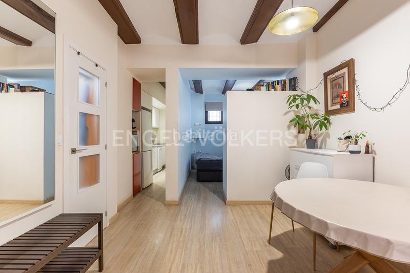 Foto 4cacbea4-c5e8-418f-9d47-b34d2cbbf417. Appartement avec chauffage dans El Carme Valencia