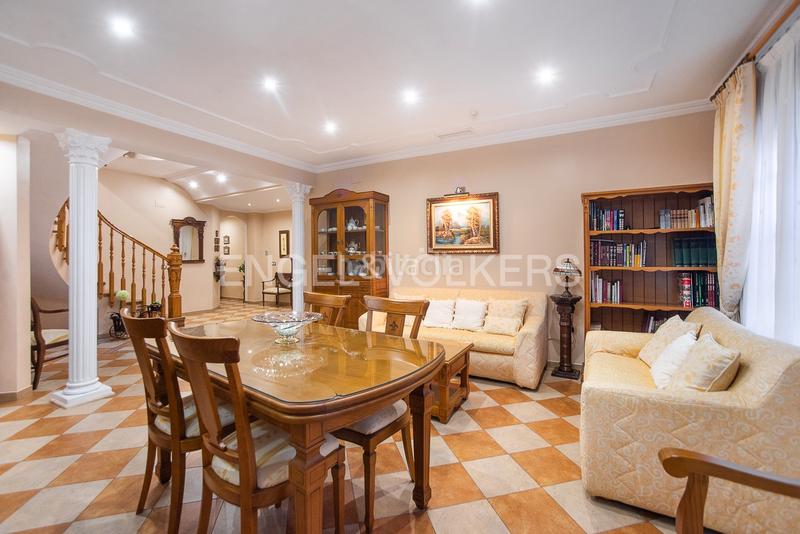 Foto 4e86413f-2c5e-42dc-811e-def7ae5ce050. Casa amb calefacció a Avenida Alemania-Italia Villarreal / Vila - real