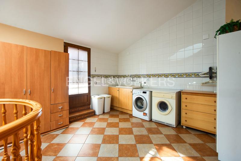 Foto a31d5b6e-56a9-4fee-90cc-f10f91a84480. Casa amb calefacció a Avenida Alemania-Italia Villarreal / Vila - real