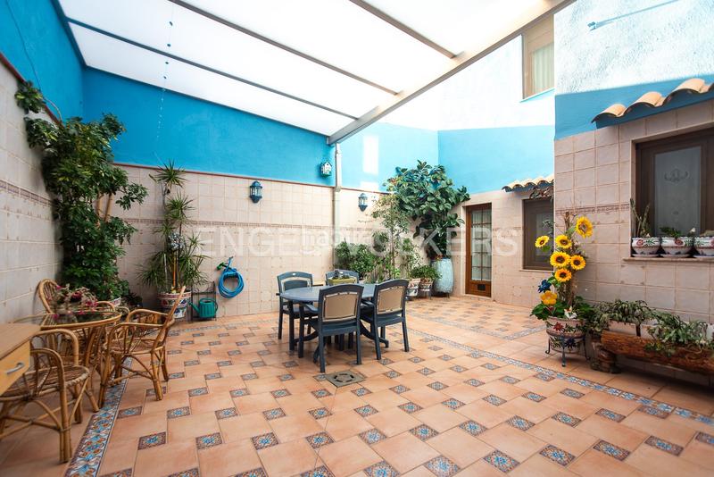 Foto c933f421-7b48-42b4-a8f7-35de986a8a96. Casa amb calefacció a Avenida Alemania-Italia Villarreal / Vila - real