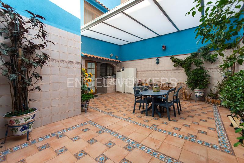 Foto cc55666d-cc73-4c08-b57e-fbe34cea99db. Casa amb calefacció a Avenida Alemania-Italia Villarreal / Vila - real