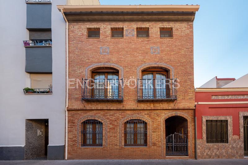 Foto f90f4ec1-1cea-44a2-be84-f76445a49164. Casa amb calefacció a Avenida Alemania-Italia Villarreal / Vila - real