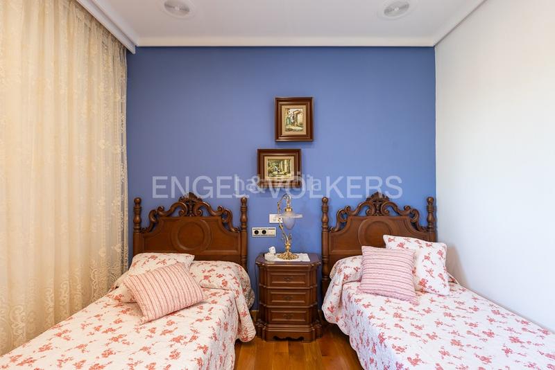 Foto 09aabd3d-a376-4cd5-a51a-6c77cc2ca691. Lloguer casa amb calefacció aparcament piscina a Torrent