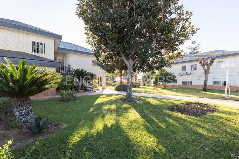 Foto 5c3ccb58-a7f7-4428-90c7-3674b2fb7d92. Lloguer casa amb calefacció aparcament piscina a Torrent