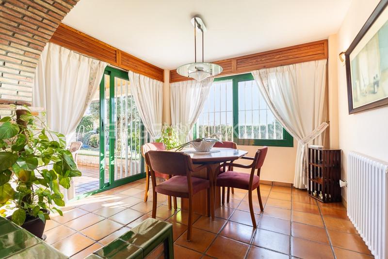 Foto 83376d9f-2d85-4f8e-8007-bdd64a873e26. Lloguer casa amb calefacció aparcament piscina a Torrent