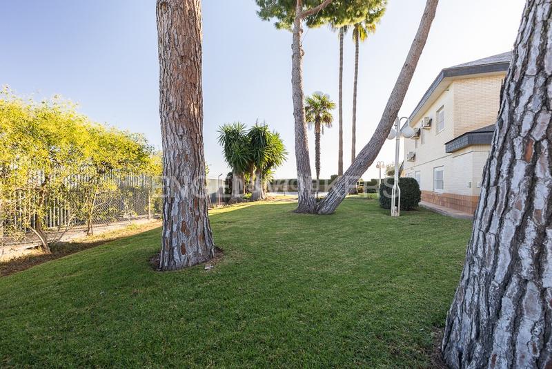 Foto 8ca581d9-69cd-4a82-a637-faef51faefe8. Lloguer casa amb calefacció aparcament piscina a Torrent