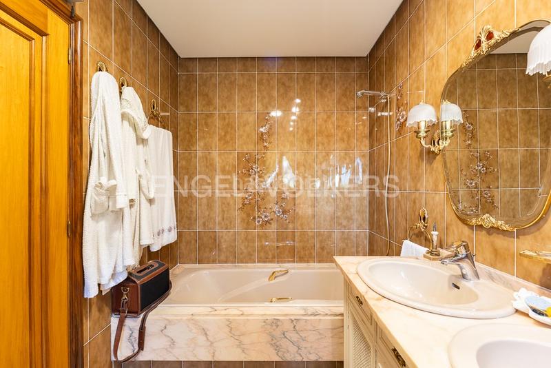 Foto 9473a407-5970-4c70-b696-563926042778. Lloguer casa amb calefacció aparcament piscina a Torrent