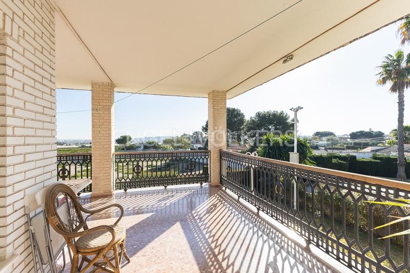 Foto 9c2ed79b-13a7-4589-9470-8fdc394032dd. Lloguer casa amb calefacció aparcament piscina a Torrent