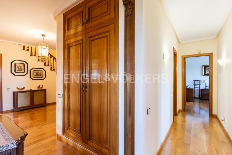 Foto 183785a5-b7e0-47e9-af45-b56d7a94c0ed. Location maison avec chauffage parking piscine dans Torrent