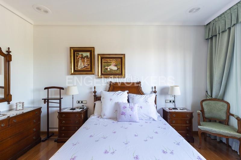 Foto 303fb77e-aa1c-4c37-ad07-458d70a666b5. Location maison avec chauffage parking piscine dans Torrent