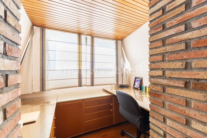 Foto 7d81a36a-93e9-4784-a549-7d5144cb08a6. Location maison avec chauffage parking piscine dans Torrent